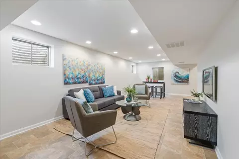 Other - 1294 Hunters Rdg E, Hoffman Estates, IL 60192 photo 1 of 6
