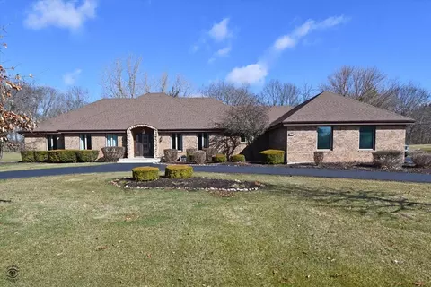 1022 Prestwick Dr, Frankfort, IL 60423