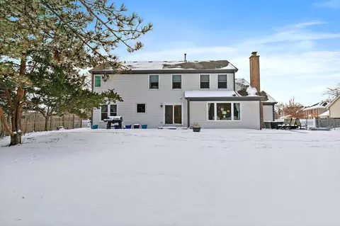 Other - 325 Stonegate Rd, Algonquin, IL 60102 photo 5 of 5