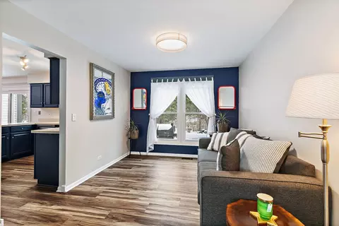 Living - 325 Stonegate Rd, Algonquin, IL 60102 photo 1 of 4
