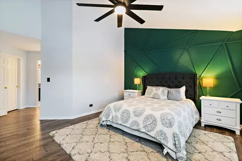 Bedroom - 325 Stonegate Rd, Algonquin, IL 60102 photo 5 of 5