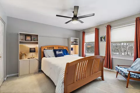 Bedroom - 325 Stonegate Rd, Algonquin, IL 60102 photo 3 of 5