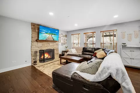 Living - 2508 Falls Ct, Plainfield, IL 60586 photo 1 of 1