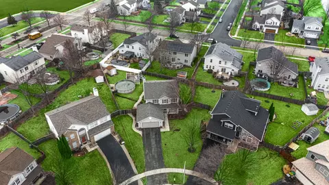 View/Area - 2508 Falls Ct, Plainfield, IL 60586 photo 9 of 15