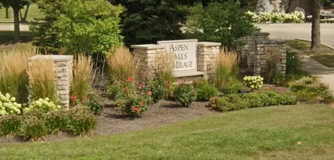 View/Area - 2508 Falls Ct, Plainfield, IL 60586 photo 2 of 15