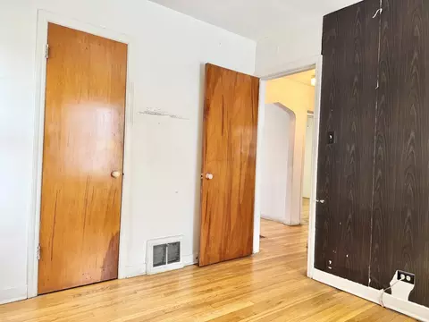 Bedroom - 10909 S Pulaski Rd, Chicago, IL 60655 photo 2 of 3