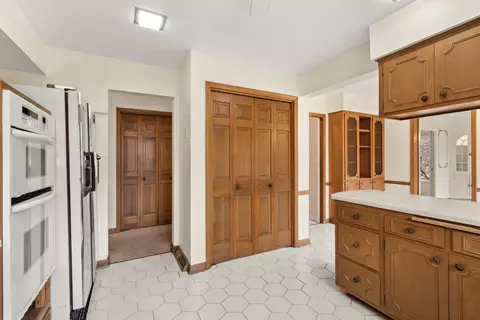 Other - 30 Strauss Ln, Olympia Fields, IL 60461 photo 2 of 10