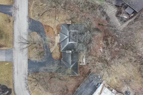 View/Area - 30 Strauss Ln, Olympia Fields, IL 60461 photo 3 of 4