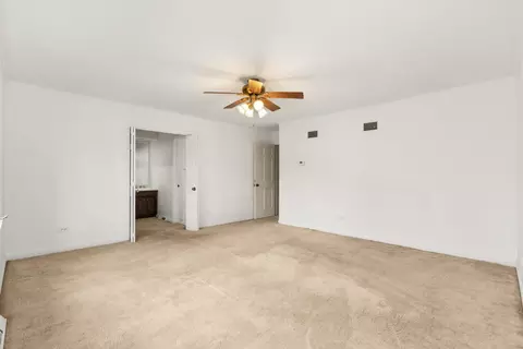 Bedroom - 30 Strauss Ln, Olympia Fields, IL 60461 photo 2 of 5