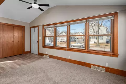 Living - 350 15th Ave, Moline, IL 61265 photo 1 of 6