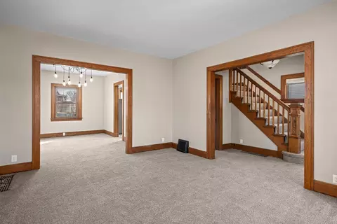 Living - 350 15th Ave, Moline, IL 61265 photo 3 of 6