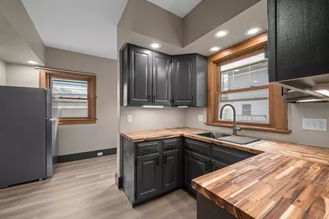 Kitchen - 350 15th Ave, Moline, IL 61265 photo 2 of 3