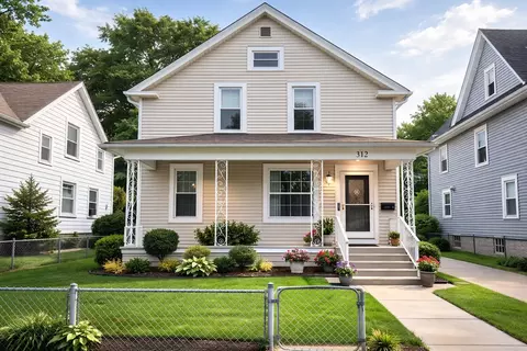 312 S Spencer St, Aurora, IL 60505