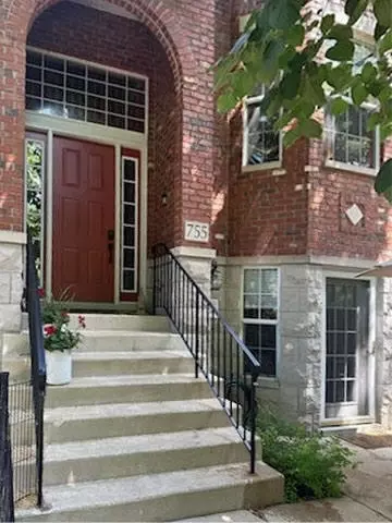 755 Prescott Ct, Naperville, IL 60563