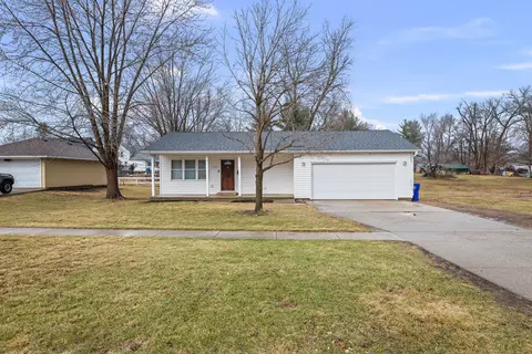236 W Church St, Kewanee, IL 61443