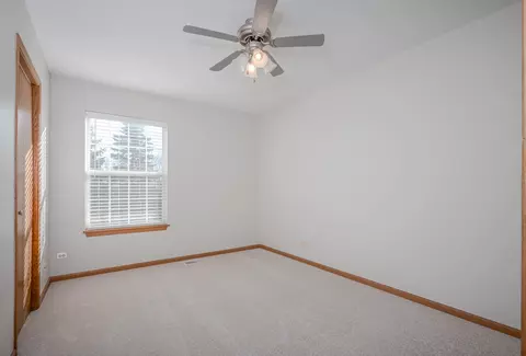Bedroom - 2487 Amber Ln, Elgin, IL 60123 photo 2 of 2