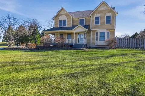 2 N879 Howard Rd, Maple Park, IL 60151