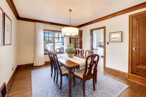Dining - 277 E Oneida Ave, Elmhurst, IL 60126 photo 1 of 4
