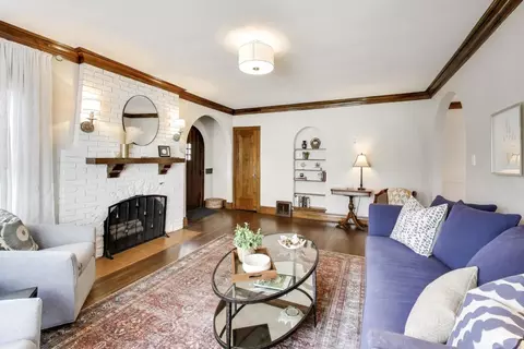 Living - 277 E Oneida Ave, Elmhurst, IL 60126 photo 2 of 4