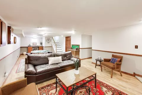 Living - 277 E Oneida Ave, Elmhurst, IL 60126 photo 4 of 4