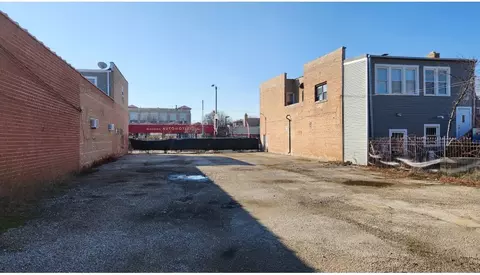 5350 W Diversey Ave, Chicago, IL 60639
