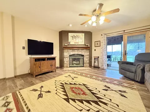 Living - 147 Hazel Rd, Simpson, IL 62985 photo 3 of 3
