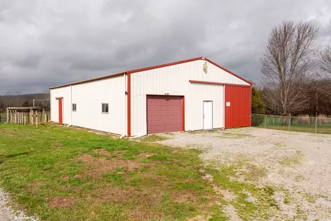 Exterior - 147 Hazel Rd, Simpson, IL 62985 photo 6 of 12