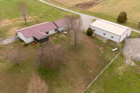 View/Area - 147 Hazel Rd, Simpson, IL 62985 photo 3 of 8