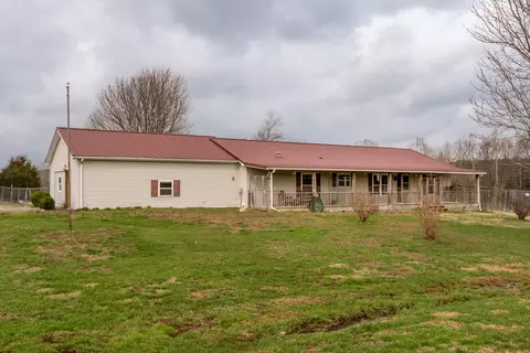 147 Hazel Rd, Simpson, IL 62985