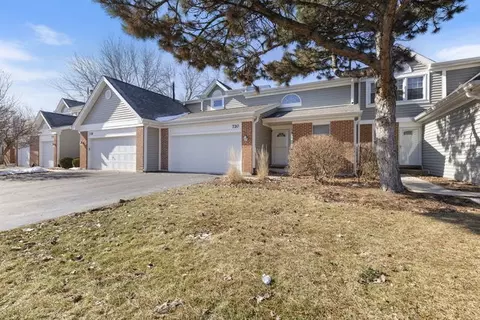 720 Hoover Dr, Carol Stream, IL 60188