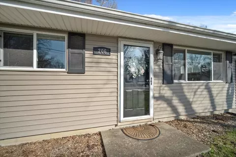 206 N Grove St, Normal, IL 61761 photo 3