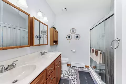 Bath - 620 W 6th St, Minonk, IL 61760 photo 2 of 3