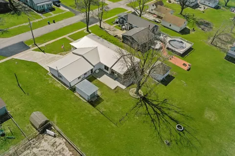 View/Area - 620 W 6th St, Minonk, IL 61760 photo 3 of 5