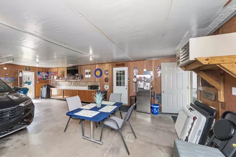 Exterior - 620 W 6th St, Minonk, IL 61760 photo 1 of 3