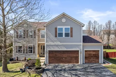 3204 Kennedy Ct, Montgomery, IL 60538