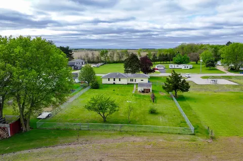 View/Area - 1134 W Main St, Thomson, IL 61285 photo 7 of 8