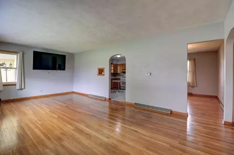 Living - 1134 W Main St, Thomson, IL 61285 photo 1 of 2