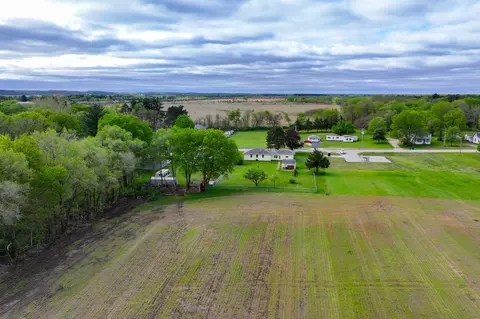 View/Area - 1134 W Main St, Thomson, IL 61285 photo 2 of 8