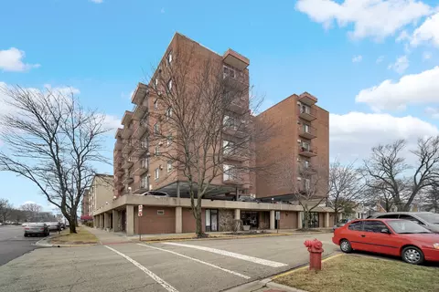 7830 W North Ave #308, Elmwood Park, IL 60707