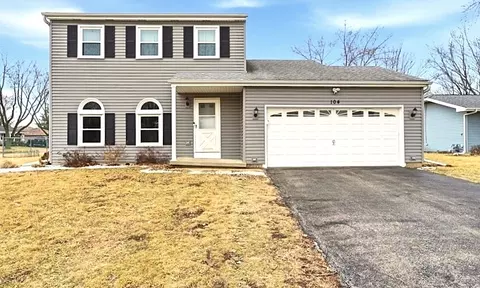 104 Augusta Rd, Oswego, IL 60543