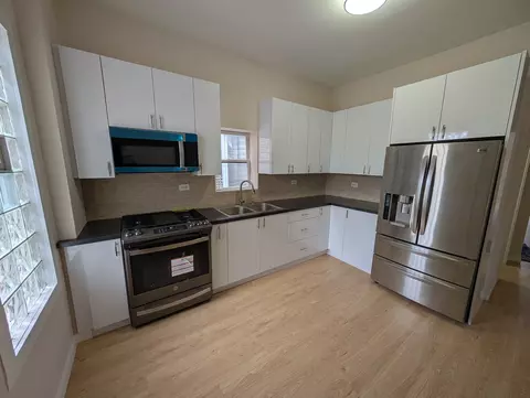 Kitchen - 654 E 92nd Pl, Chicago, IL 60619 photo 1 of 3