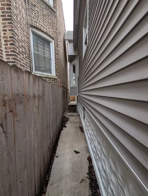 Entry Way - 654 E 92nd Pl, Chicago, IL 60619 photo 6 of 6