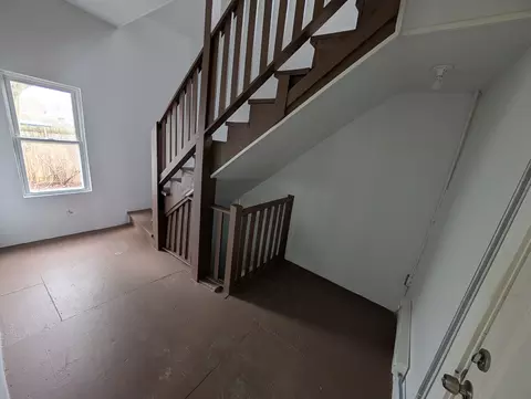 Entry Way - 654 E 92nd Pl, Chicago, IL 60619 photo 2 of 6