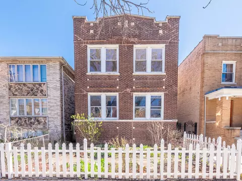 3041 N Davlin Ct, Chicago, IL 60618