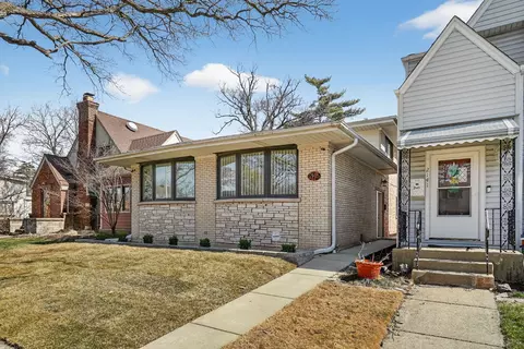 2145 N 77th Ct, Elmwood Park, IL 60707