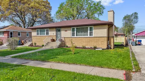 9520 Major Ave, Oak Lawn, IL 60453