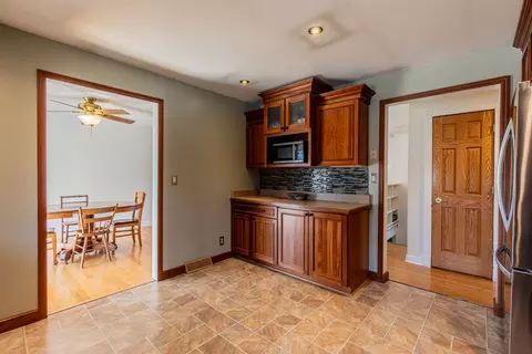 Kitchen - 216 Bailey Ct, Princeton, IL 61356 photo 4 of 4
