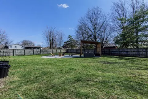 Exterior - 216 Bailey Ct, Princeton, IL 61356 photo 8 of 11