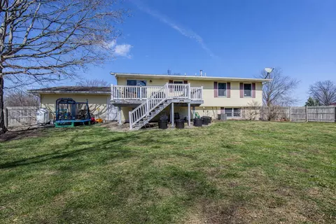 Exterior - 216 Bailey Ct, Princeton, IL 61356 photo 10 of 11