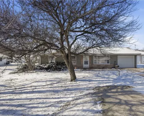 5455 Sand Ridge Rd, Morris, IL 60450